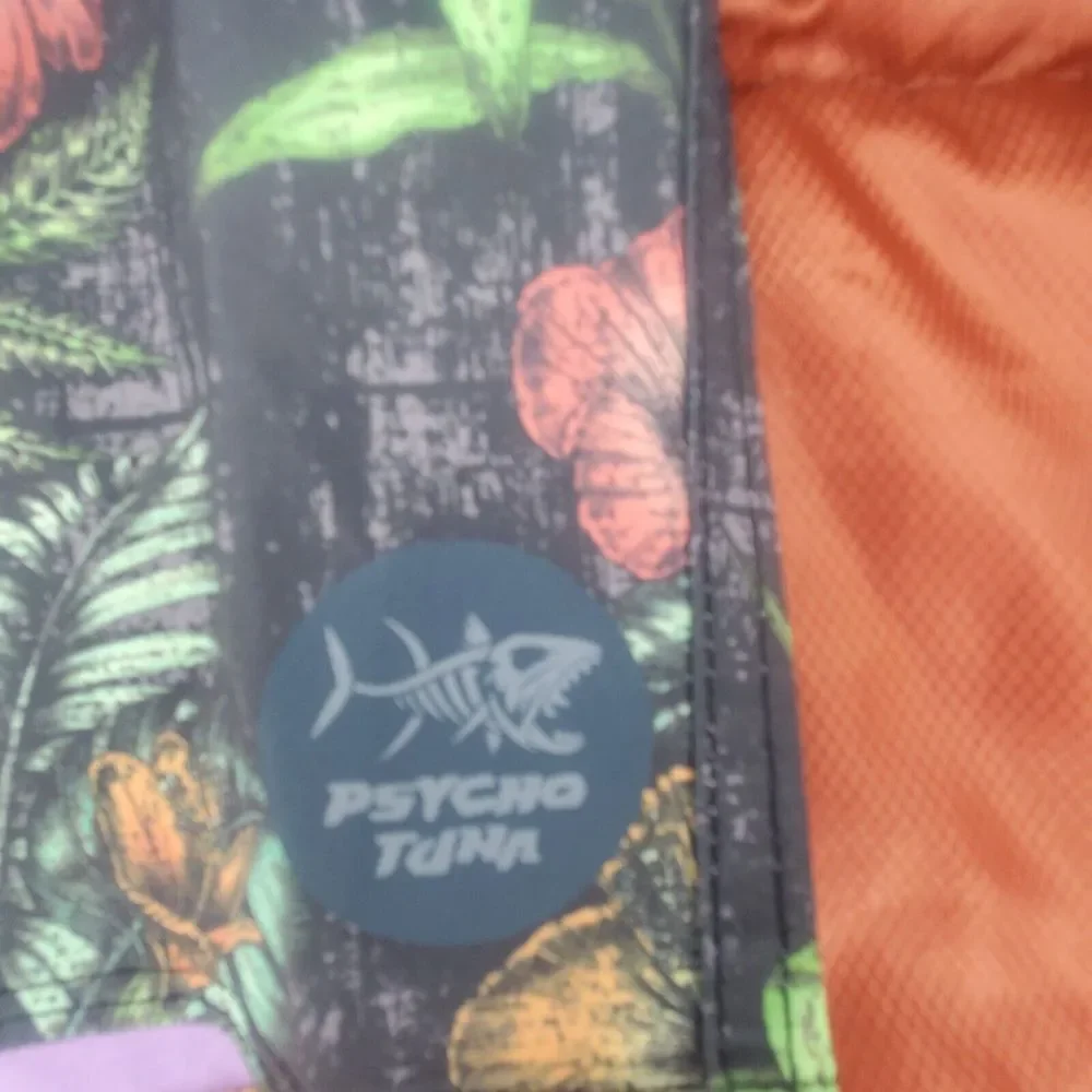 Psycho Tuna Swim Trunks Youth Medium 10-12‎ Board Shorts Hawaii Tropical Flowers